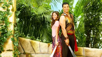 Задник к сериалу "Pair of Kings" #1415344