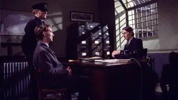 Задник до серіалу "New Scotland Yard" #1661282