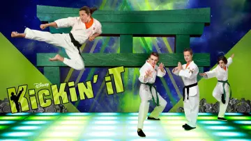 Задник к сериалу "Kickin