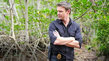 Задник до серіалу "The Glades" #1364418