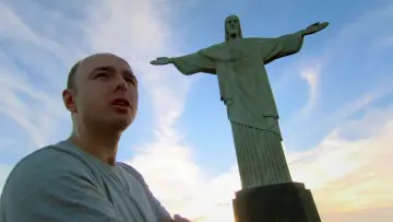 Задник до серіалу "An Idiot Abroad" #1461082