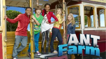Задник до серіалу "A.N.T. Farm" #1391554