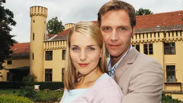 Задник к сериалу "Bianca - Wege zum Glück" #1433862