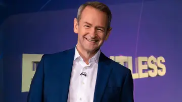 Задник до серіалу "Pointless" #1497523