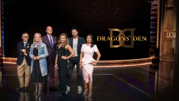 Задник до серіалу "Dragons