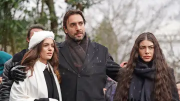 Задник к сериалу "Taşacak Bu Deniz" #1320054