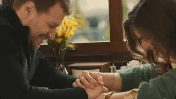 Задник к сериалу "Taşacak Bu Deniz" #1320060