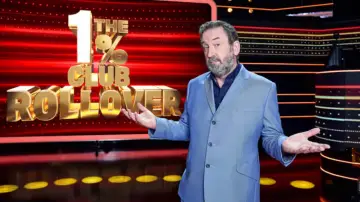 Задник до серіалу "Перенісний приз «Клубу 1%" #1748372