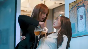 Задник к сериалу "ลัลล์ไม่ชอบไวน์" #1472224