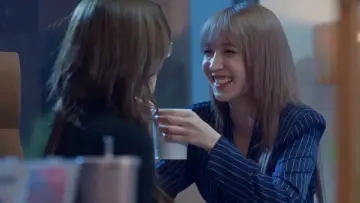 Задник к сериалу "ลัลล์ไม่ชอบไวน์" #1472269