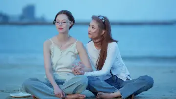 Задник до серіалу "ลัลล์ไม่ชอบไวน์" #1472276