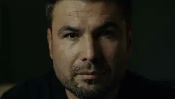 Задник до серіалу "Il Fenomeno - Povestea unui superstar" #1670209