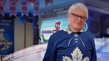 Задник до серіалу "Hockey Fanatics" #1557922