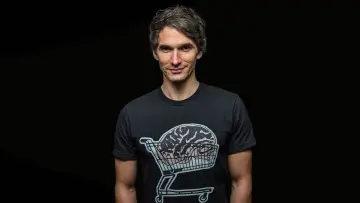 Задник до серіалу "Todd Sampson