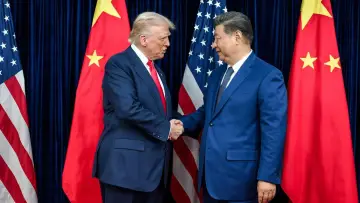 Задник до серіалу "Clash of the Super Powers: America v China" #1840455