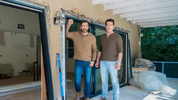 Задник до серіалу "Property Brothers: Under Pressure" #1845699