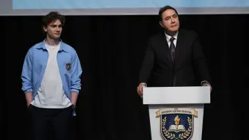 Задник до серіалу "Розірвані" #1219013