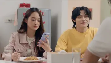 Задник до серіалу "สืบเสียงปริศนา..อุ๊ย! เสียงหัวใจเธอดังกว่า" #1783291