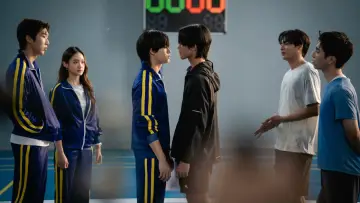 Задник до серіалу "สืบเสียงปริศนา..อุ๊ย! เสียงหัวใจเธอดังกว่า" #1783296