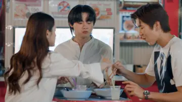 Задник до серіалу "สืบเสียงปริศนา..อุ๊ย! เสียงหัวใจเธอดังกว่า" #1783302