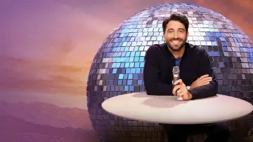 Задник до серіалу "Dancing with the Stars Official Podcast" #1673524