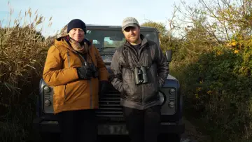 Задник до серіалу "Сем і Ейд спостерігають за птахами" #1490489