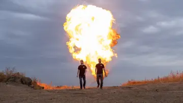 Задник до серіалу "Young Farts Trailer Parts" #1511480