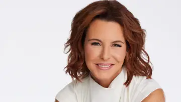 Задник до серіалу "Money, Power, Politics with Stephanie Ruhle" #1496796
