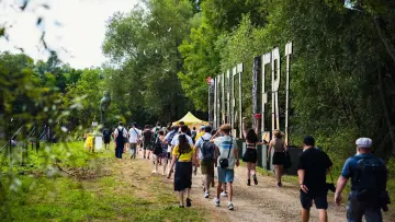 Задник до серіалу "Cabaret Vert" #1562984