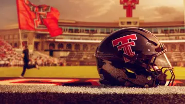 Задник до серіалу "The Program: Texas Tech" #1673593