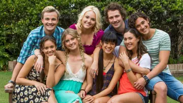 Задник до серіалу "Mako Mermaids: An H2O Adventure" #1405556