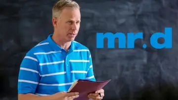 Задник до серіалу "Mr. D" #1376910