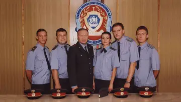 Вулиці розбитих ліхтарів постер