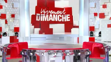 Vivement dimanche постер