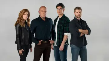 Задник к сериалу "Під куполом" #1342349