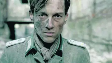 Задник к сериалу "Наші матері, наші батьки" #1442642