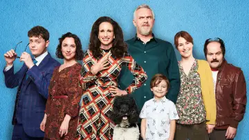 Задник до серіалу "Cuckoo" #1428523