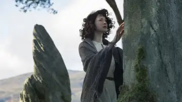 Задник до серіалу "Чужоземка" #1253407