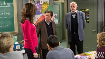 Задник до серіалу "The Michael J. Fox Show" #1659317