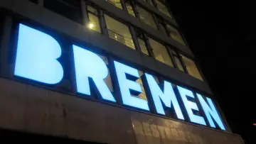 Задник до серіалу "Наживо з Бремена" #1775861