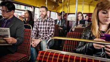 Задник до серіалу "Dave Gorman