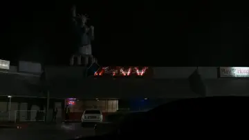 Задник до серіалу "Краще подзвоніть Солу" #1255293