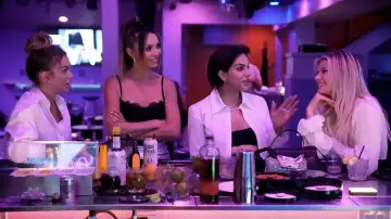 Задник до серіалу "Vanderpump Rules" #1667510