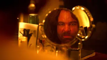 Задник к сериалу "У дев