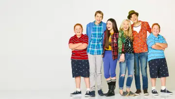 Задник до серіалу "Best Friends Whenever" #1688193