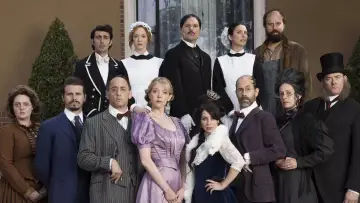 Задник до серіалу "Another Period" #1541991