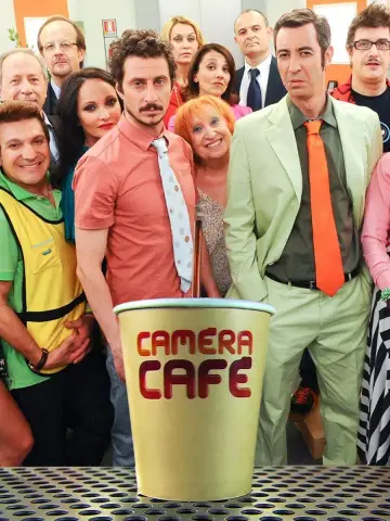 Постер до серіалу "Camera Café" #1295241