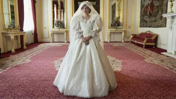 Задник до серіалу "Корона" #1278981