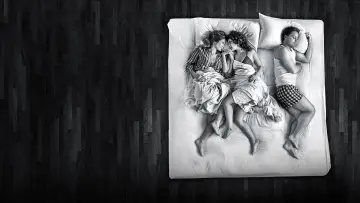 Задник до серіалу "You Me Her" #1468389