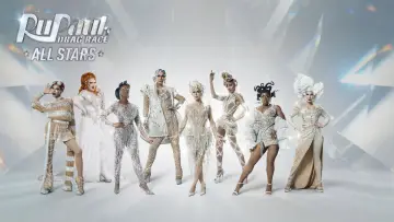 Задник до серіалу "RuPaul